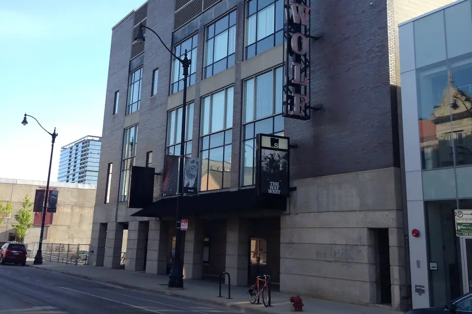Steppenwolf Theatre Company